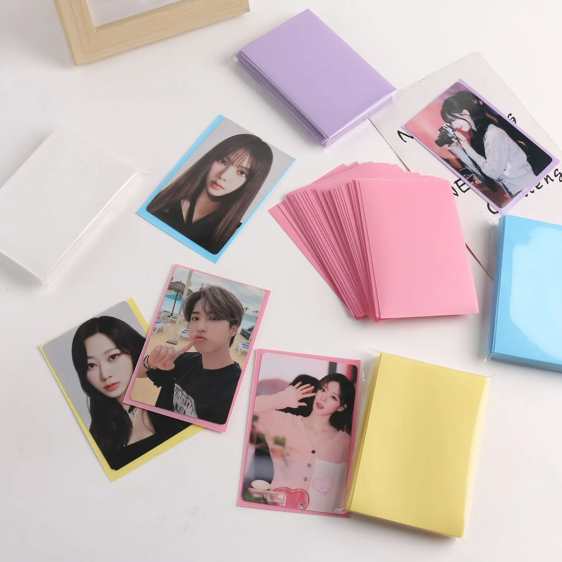 50 Stück Macaron-Farbige Kartenhüllen 3 Zoll Album Fotokarten-Schutzfolie Anime-Merch Flash-Karten Matte Abdeckung – Detail 5