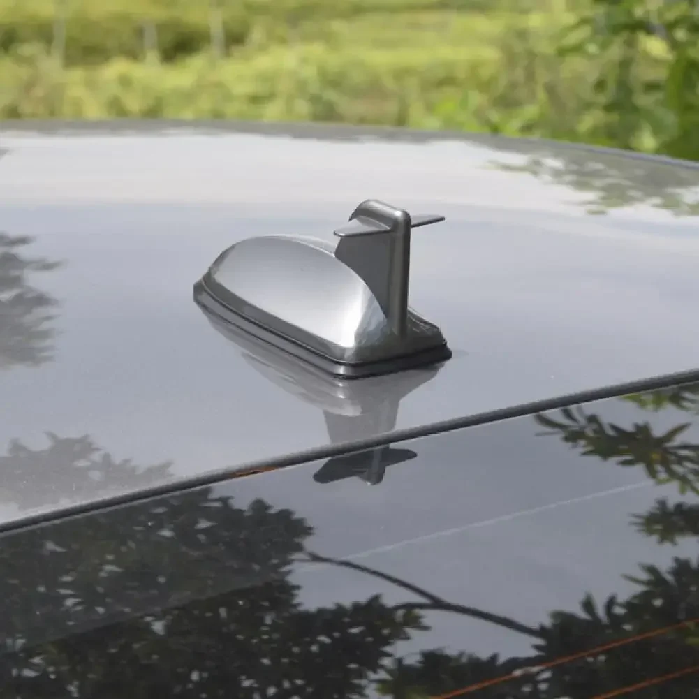 1PCS Universal Car Shark Fin Antenna Auto Radio Signal Aerials Roof Antennas Car Styling Exterior Parts Aerials