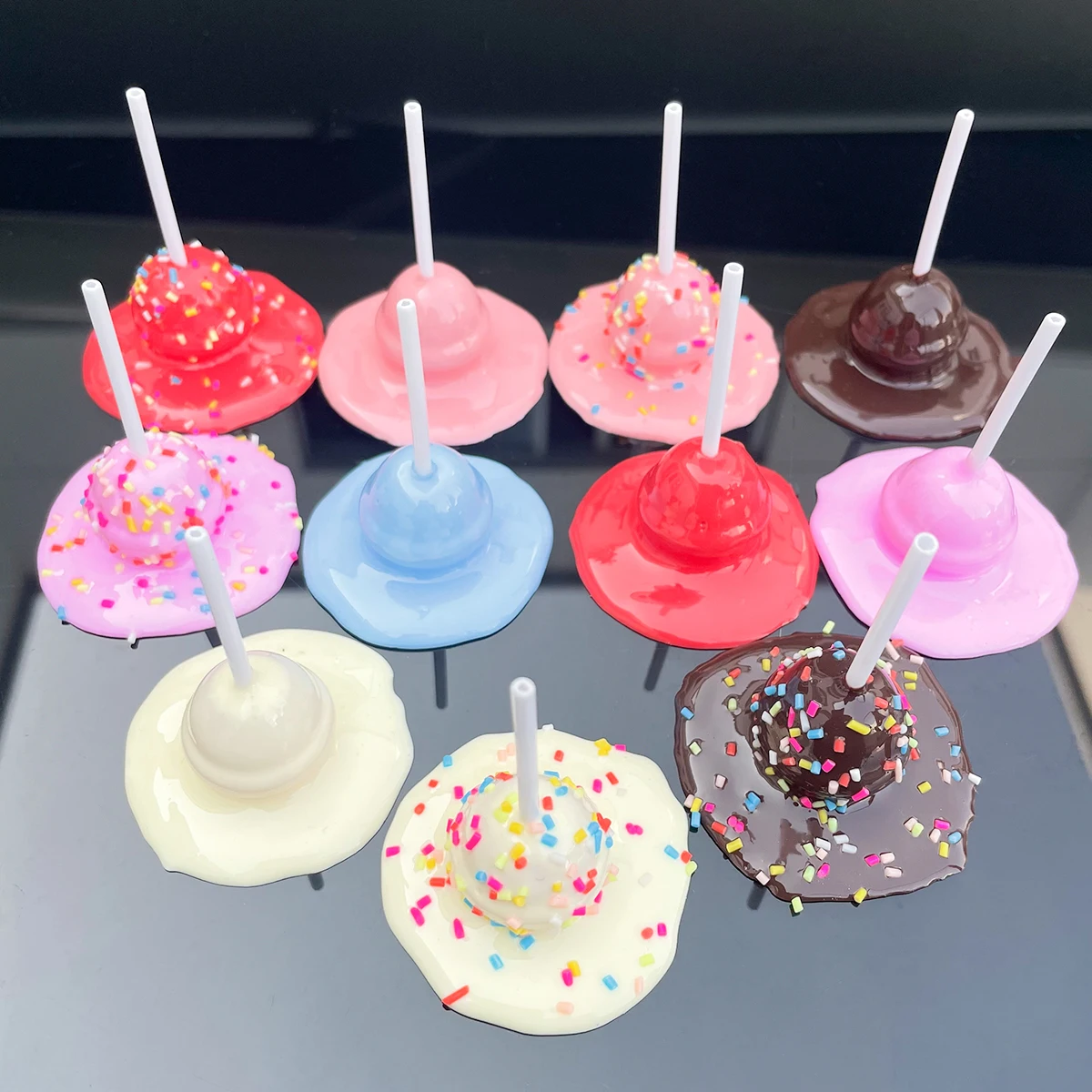 ديكور مصاصة ذائبة مزيفة - دعامة حلوى واقعية، عرض جميل يقطر لطيف، ديكور منزلي ممتع بطابع الطعام