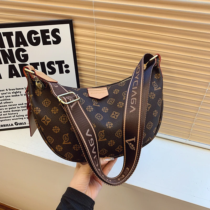 

Fashion Textured Leather Retro Diaper Bag Elegant Crossbody Handbag For Women Luxury Vintage Messenger