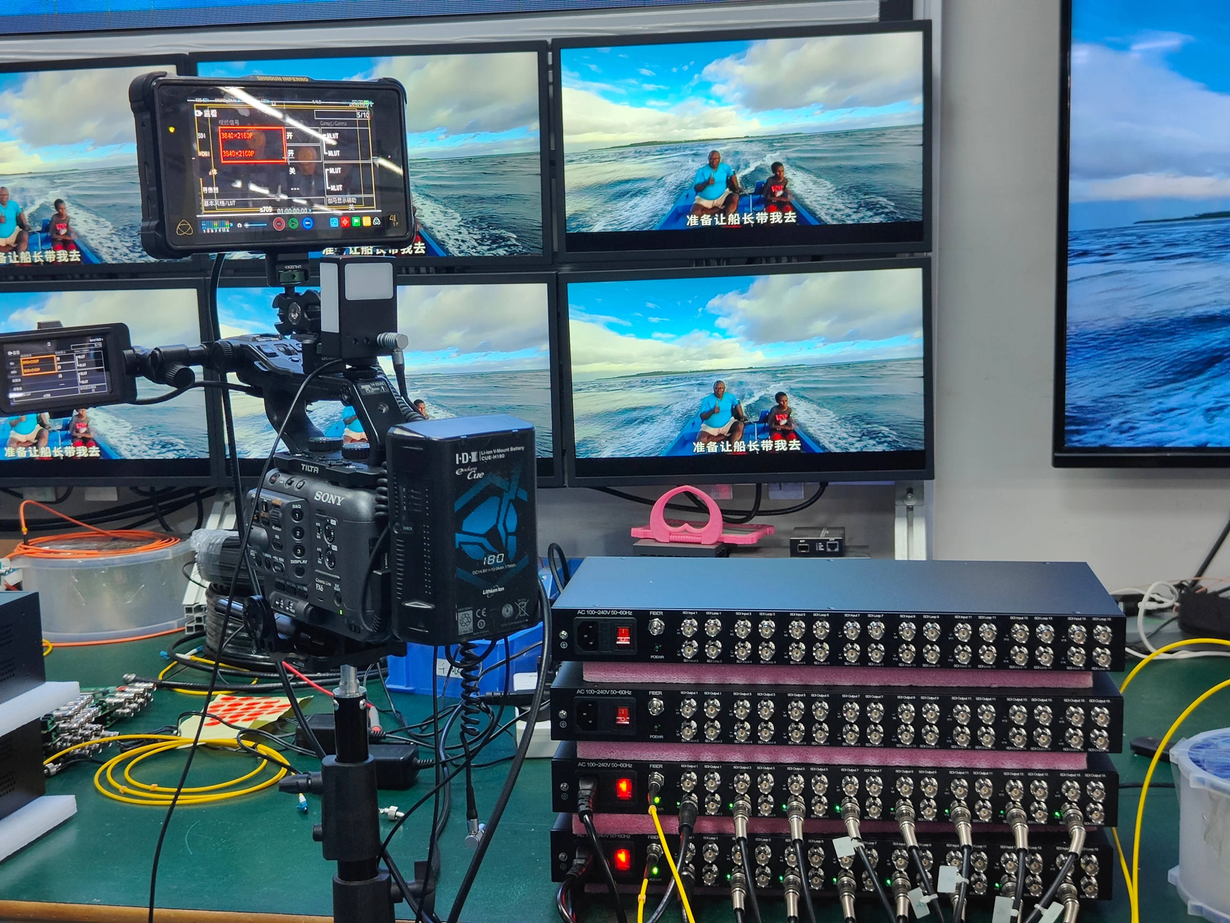 12G SDI موسع الألياف الضوئية تمرير الإشارة المرضية 4K SDI أكثر من محول ألياف واحد النواة