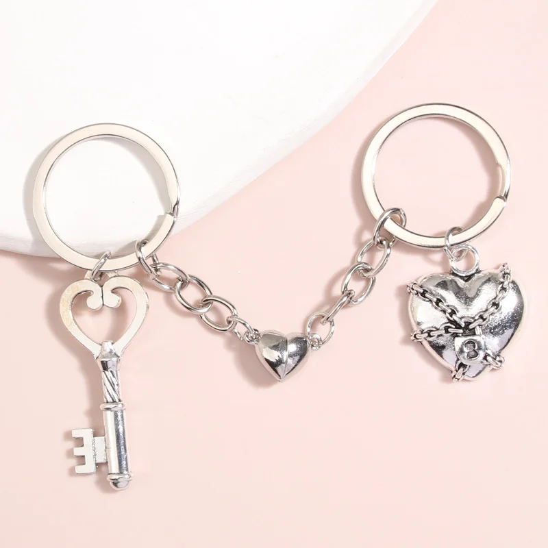 Metal Keychain Heart Key And Lock Key Ring Magnetic Button Key Chains For Couple Lover Gifts Handbag Accessorie Handmade Jewelry