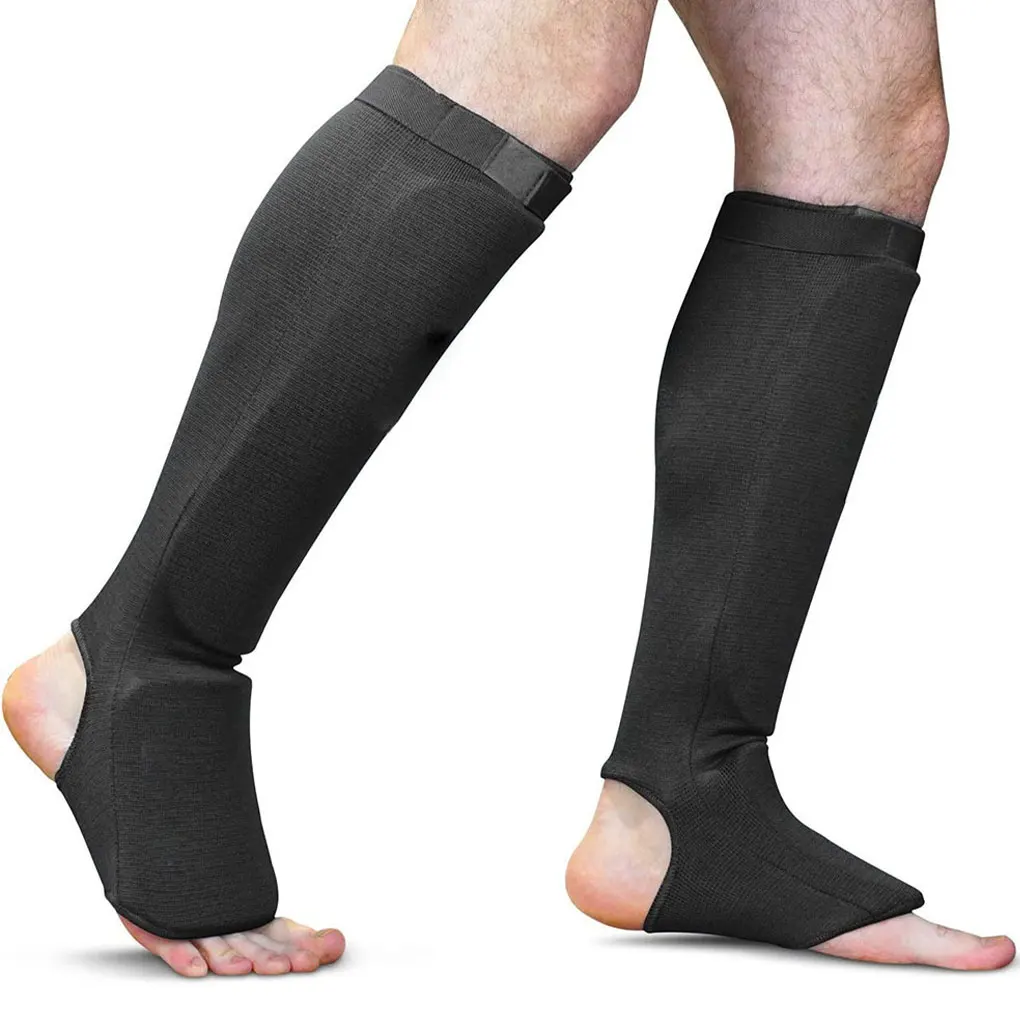 Lightweight Calf Guards For Comfortable And Long-lasting And Can Be Used For Long Time. Leg Guards black S