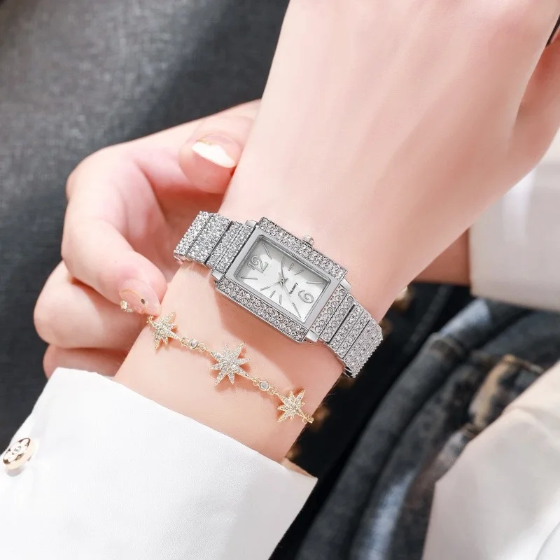 

Luxury Rhinestone Embellished Quartz Watch - Perfect Gift for Mother's Day, Valentine's Day and Anniversary Celebrations
