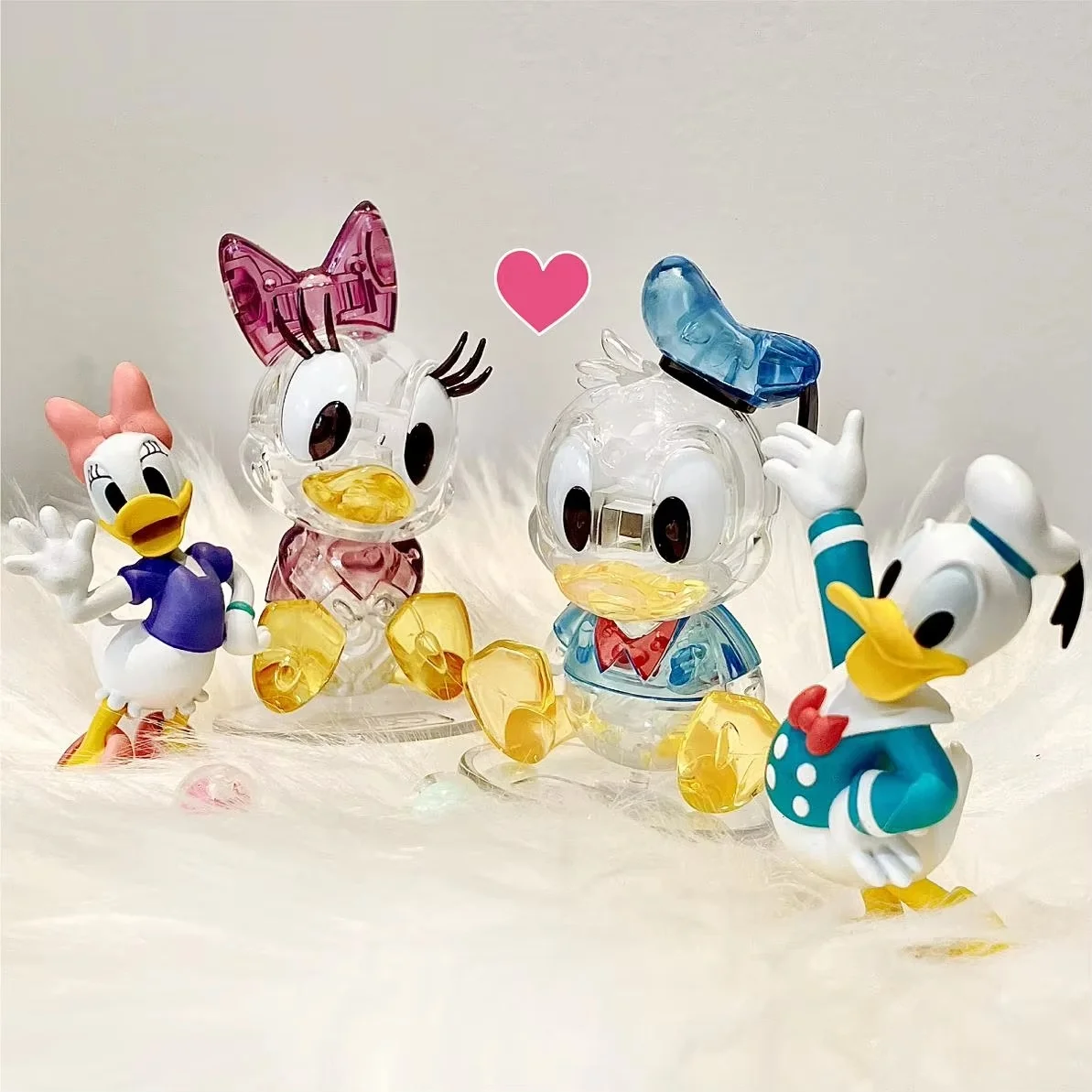 Mickey Family Blind Box Q Version Of Crystal Assembled Art Toys Mickey Pluto Goofy Donald Figure Ornament Boy Girl Child Gift