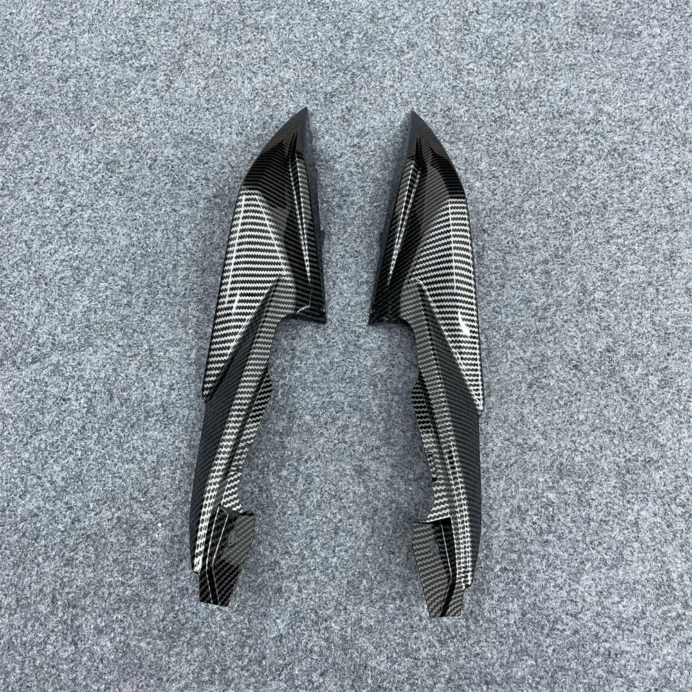 The ABS motorcycle fairing is suitable for the new carbon fiber paint 17 18 19 20 21 22 on the rear side panel of GSX-S750