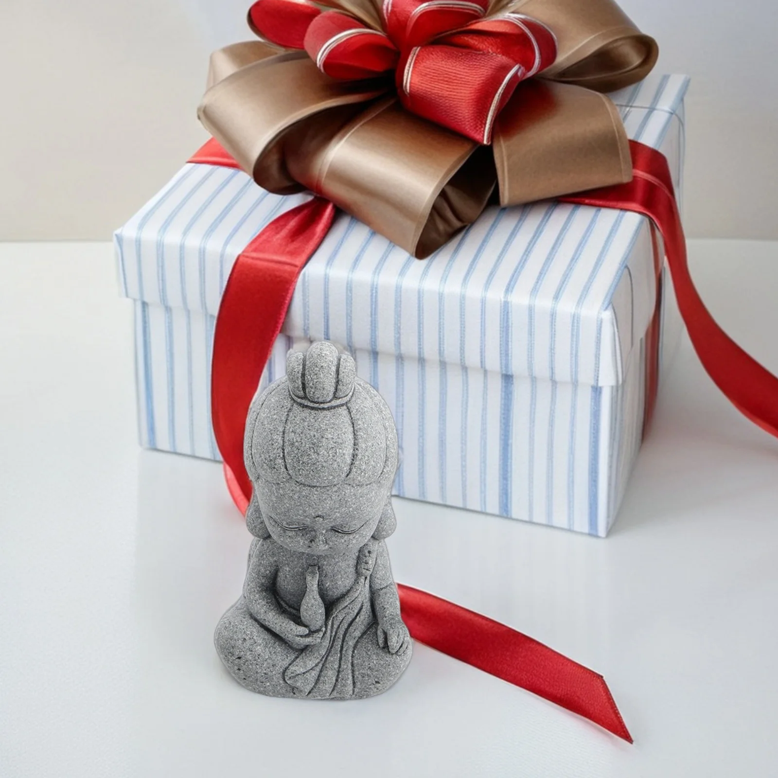 تمثال بوذا صغير رائع من جوان يين مصنوع من الحجر لتزيين حديقة المنزل الداخلي والخارجي وزخرفة أجواء زن المهدئة