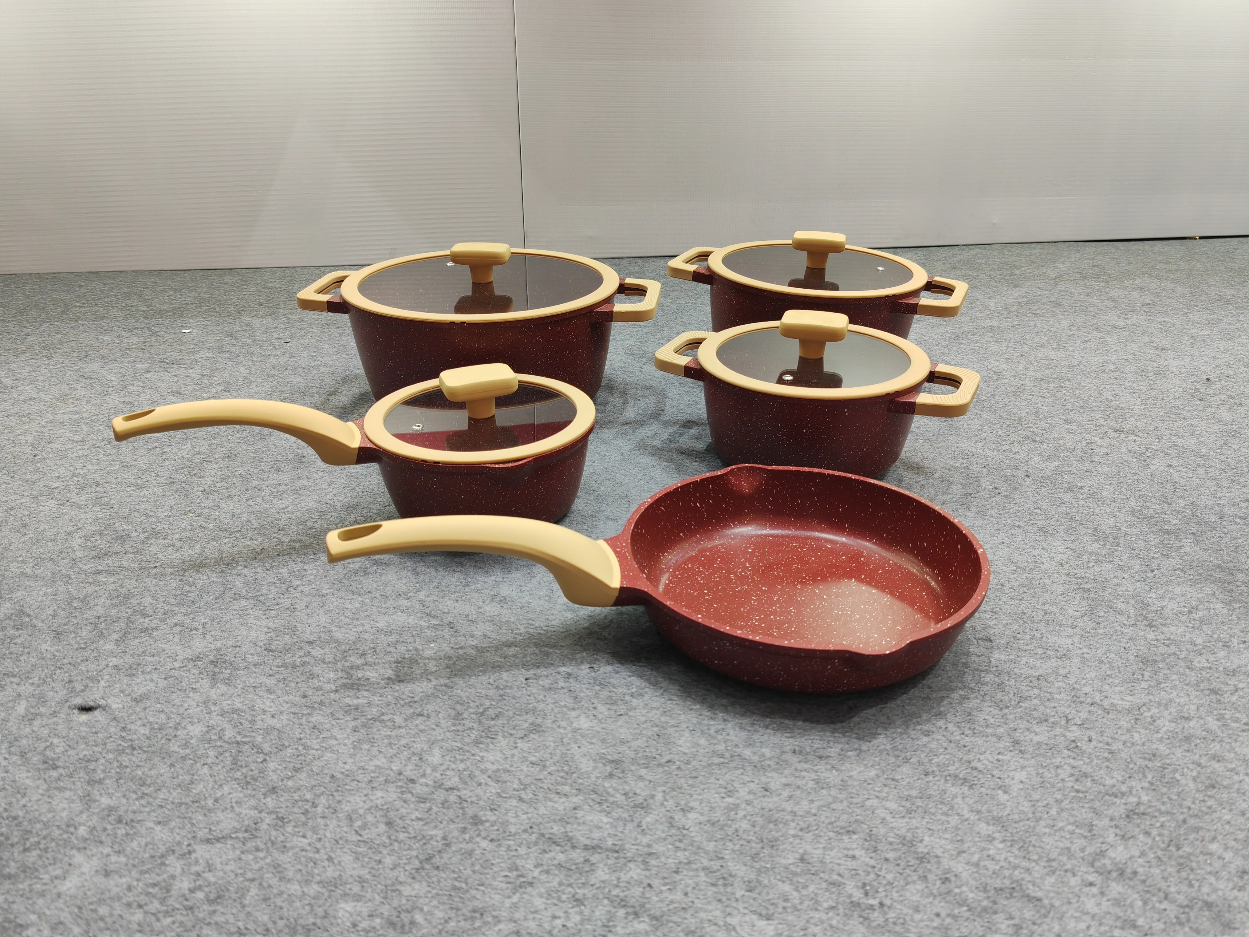 طقم أواني طهي ألمنيوم حديثة غي - مراجعة Induction Cookware Set Commercial وسعره