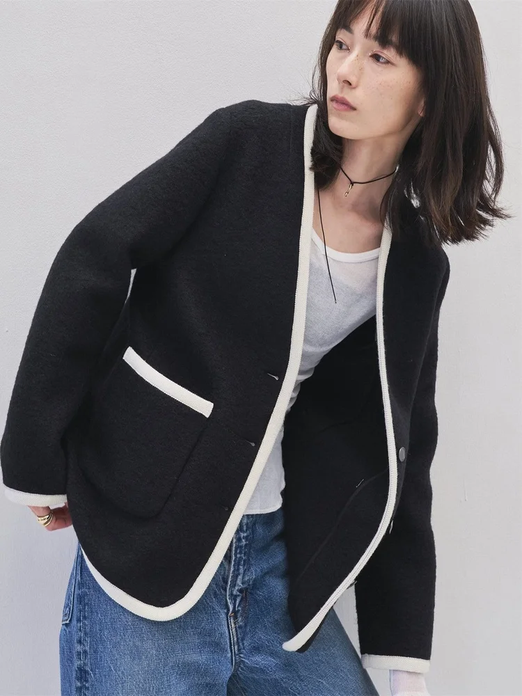 

Luxury Label Retro V-ne Splice Color Contrast Woolen Loose Ladies' Quilted Jaet Pure Color Sle with Trimming