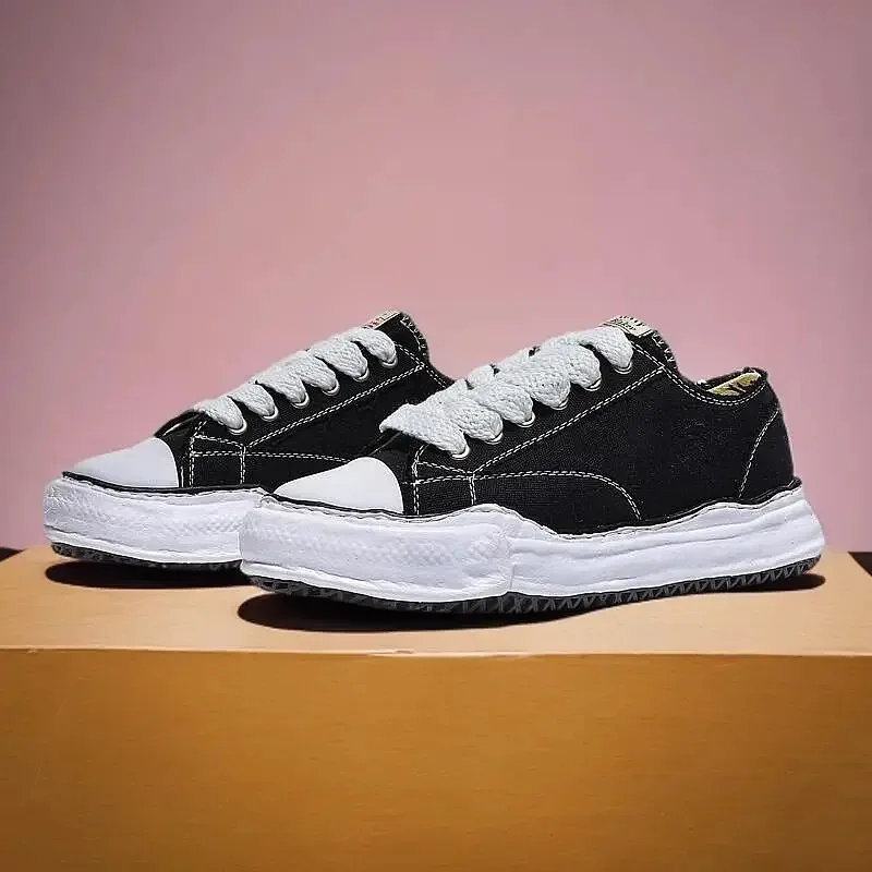 

New men's tennis shoes running-friendly with vulcanized design, skateboarding canvas casual sports Skate shoes