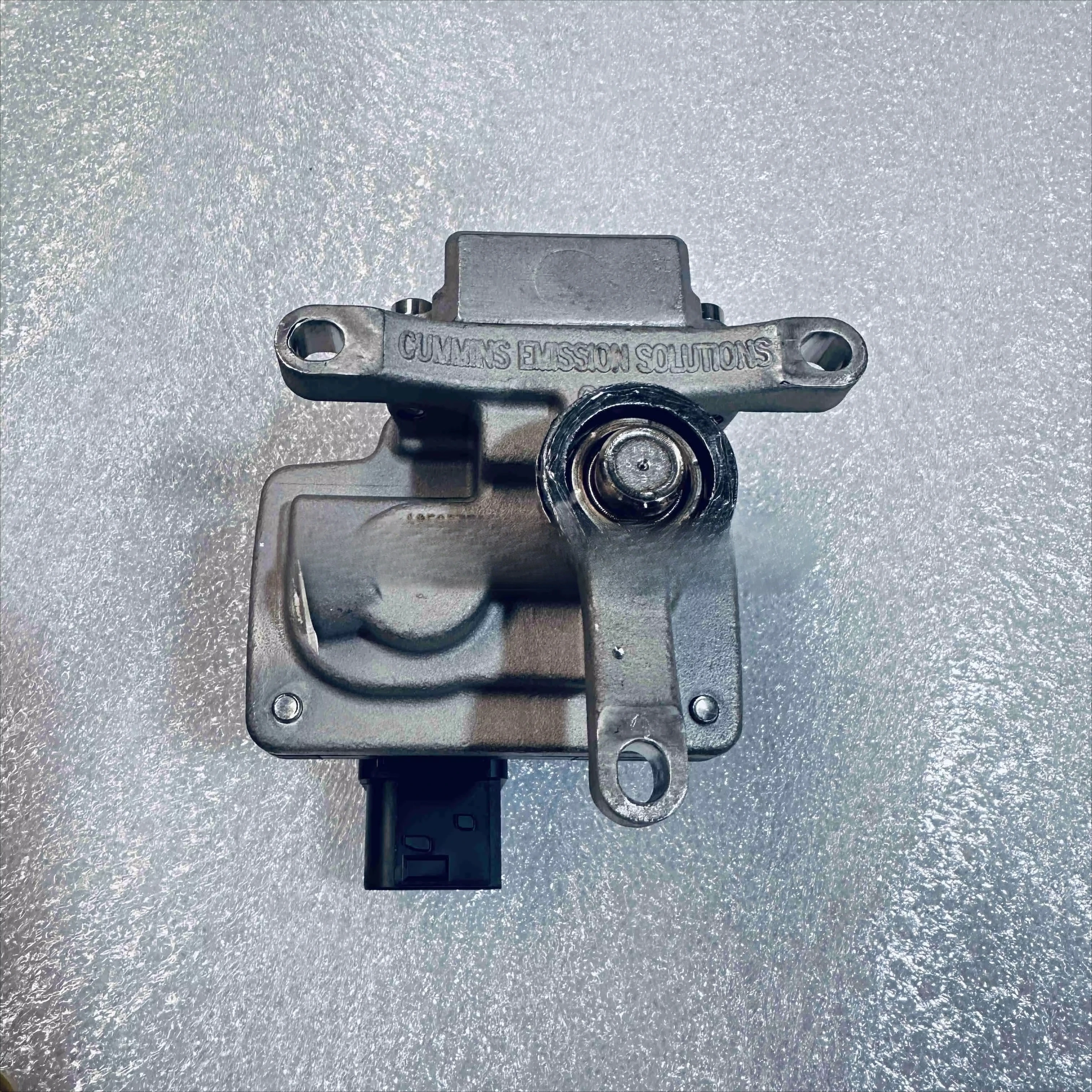 

Cummins Engine Parts Aftertreatment UL2.2 Doser Injector A050S572 4377649