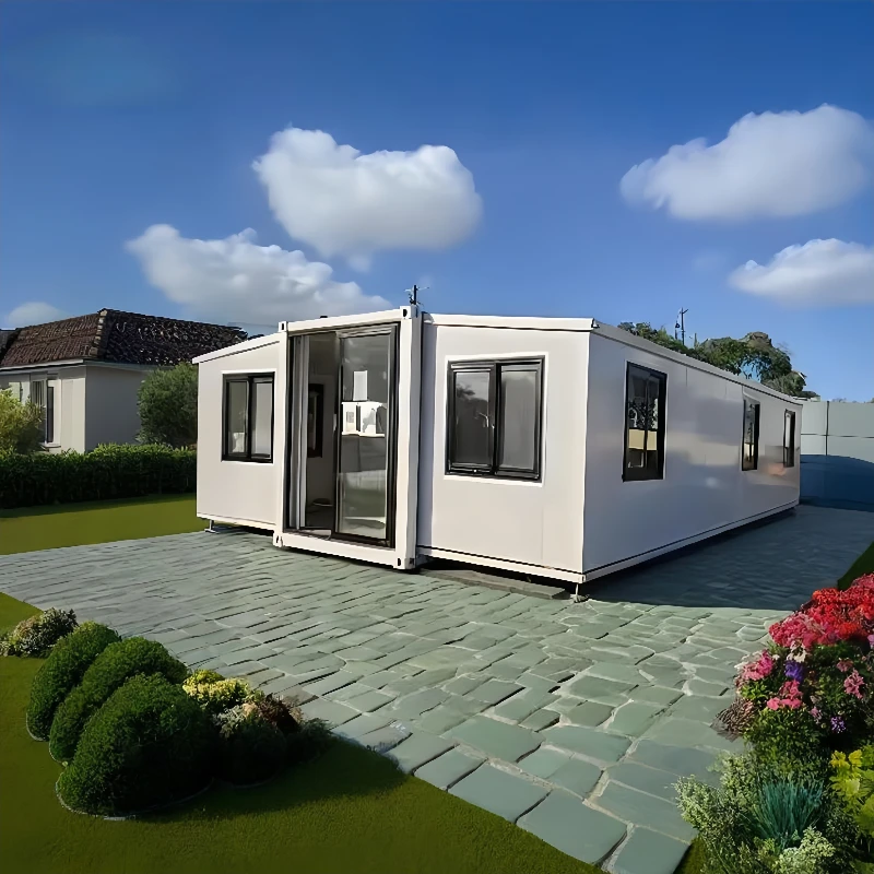 30ft Expandable Container House Solar Fireproof Insulated Folding Prefabricated Made of Sandwich Panel for Comfortable Living