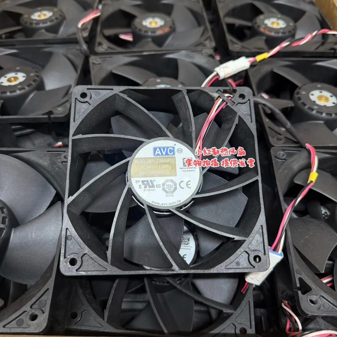 

AVC DBPJ1238B4GPC01 DC 24V 1.32A 120x120x38mm 4-Wire Server Cooling Fan