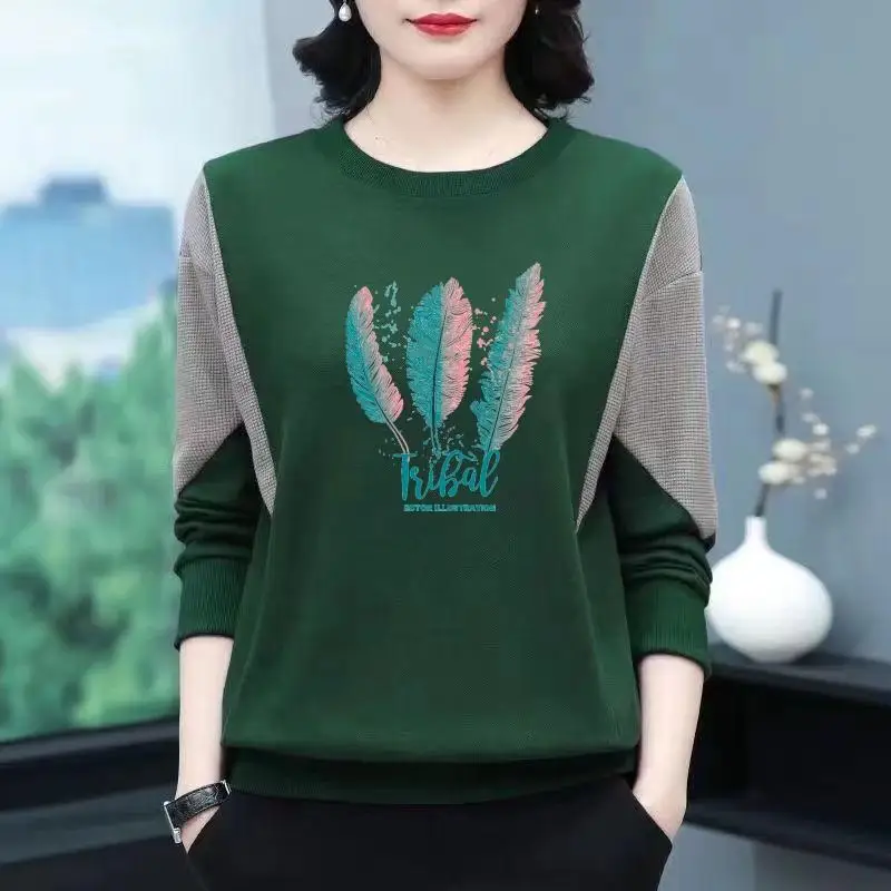 

Thickened Fleece Long Sleeve Thermal Shirt Sweatshirt Large Size Versatile Warm Top for Mom Middle-Aged And Elderly People