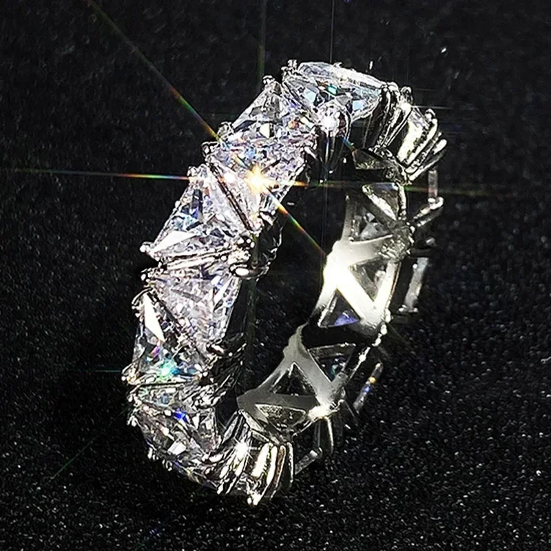 Luxury Wedding Band Promise Rings for Women Unique Triangle Cubic Zirconia Design Top Quality New Trendy Jewelry Dropship r6505