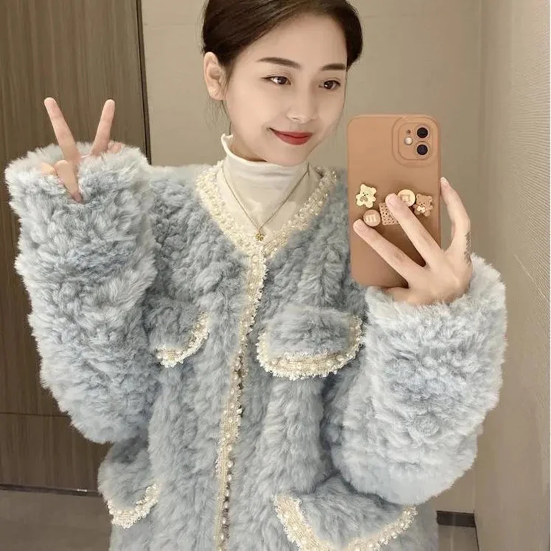 GIDYQ Korean Lamb Wool Jackets Women Sweet Loose All Match Furry Coat Ladies Fashion Pearls Pockets Streetwear Plush Coat Winter