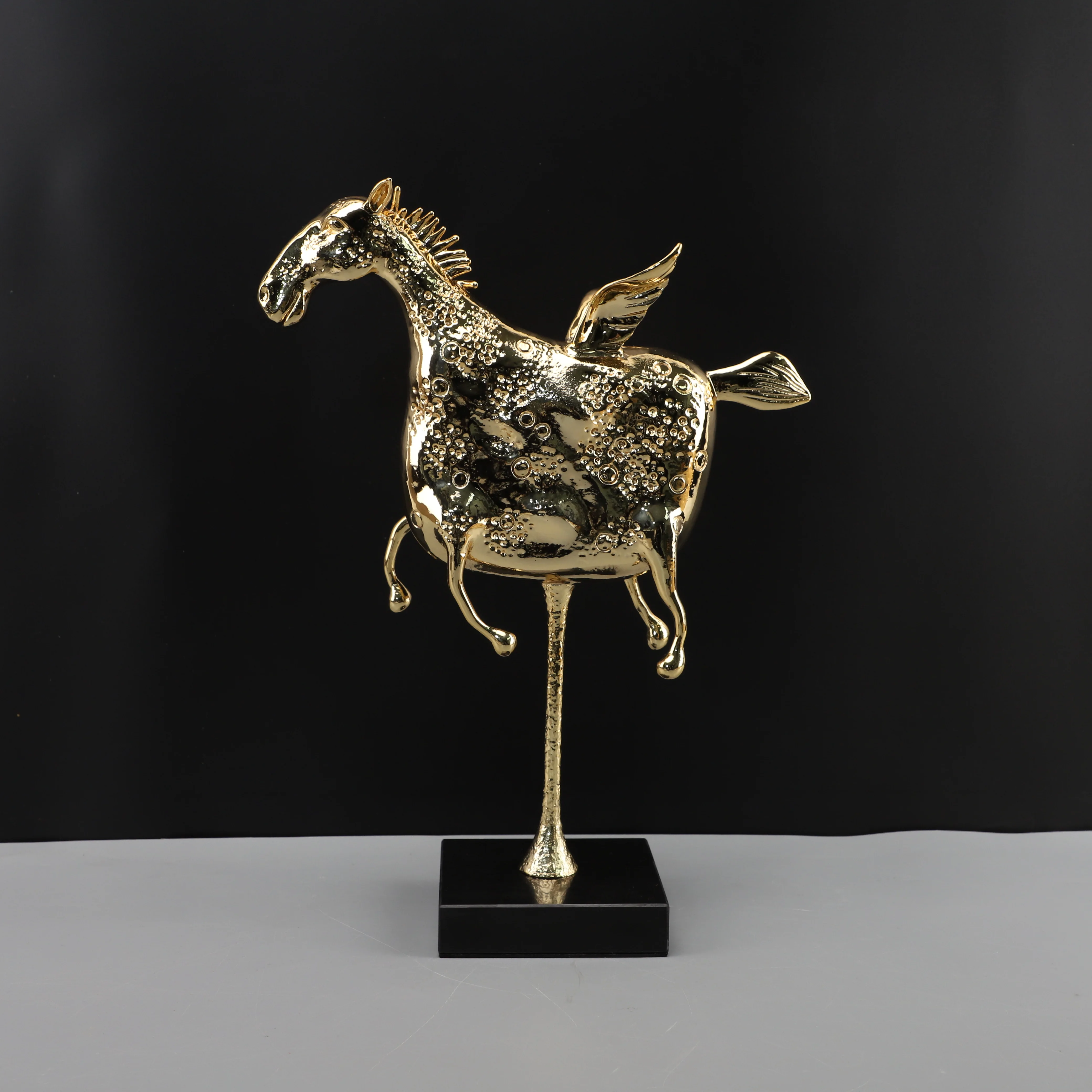 Modern, minimalist, creative, pure copper, marble, dream horse ornaments, living room, office, desktop, and home accessories