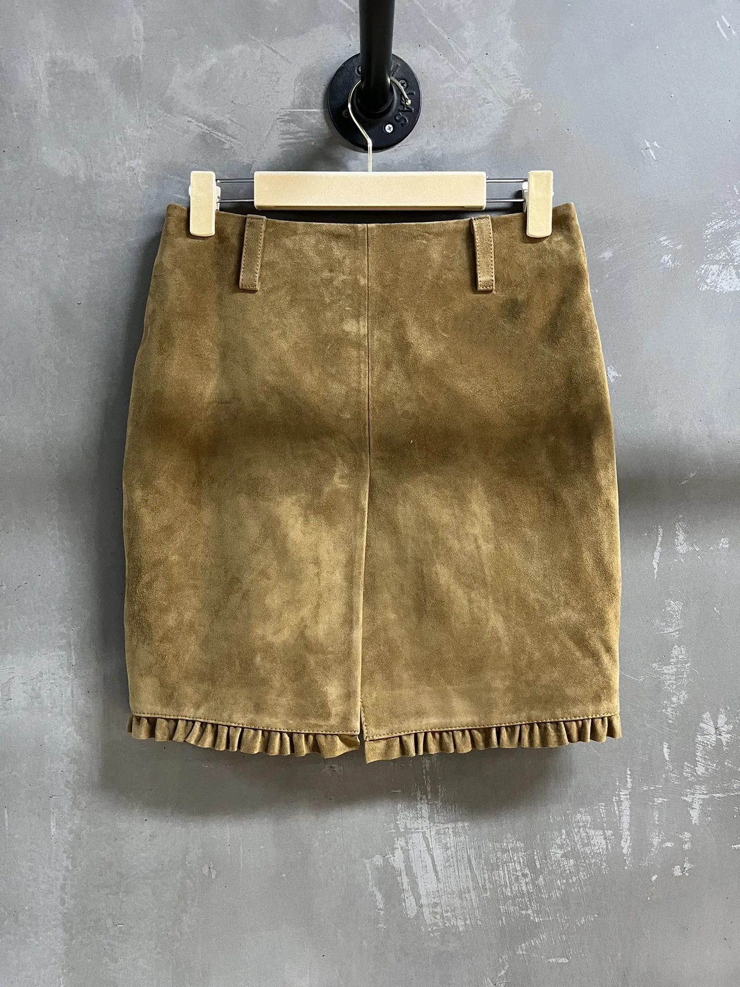 2024 early spring fashionable new women's clothing Solid Color Leather Skirt 0321