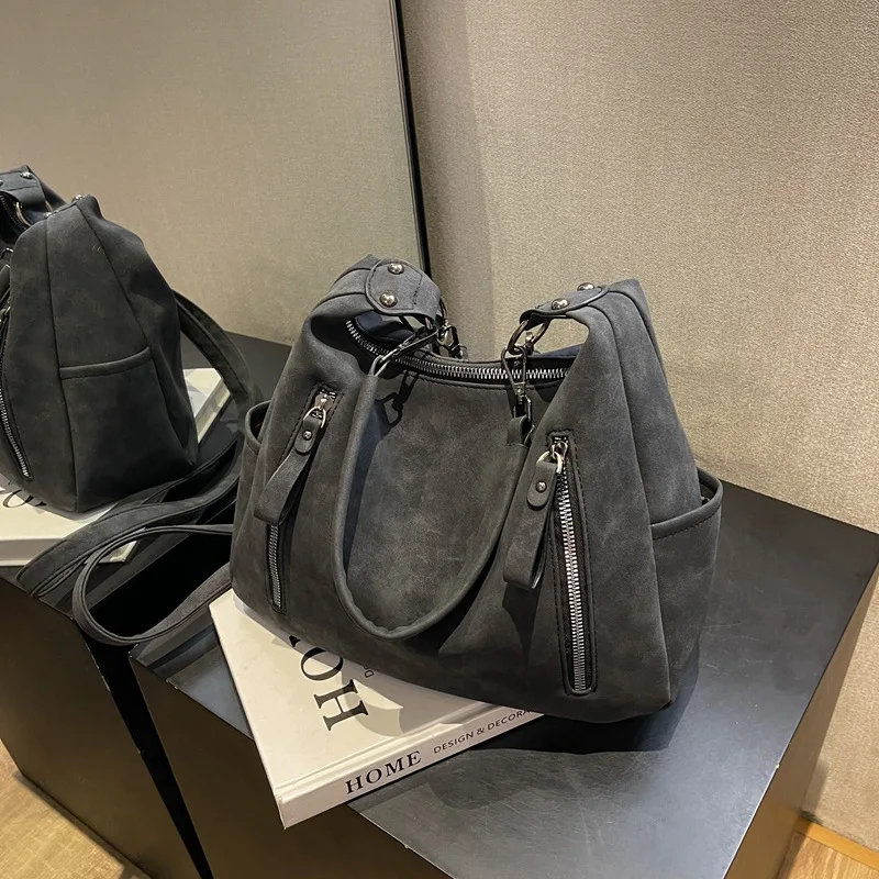 Thumbnail 2 - #55 Bucket Bags Discount Picks