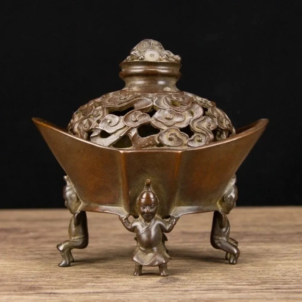 Home Decor: Four-Legged “Yuandao” Incense Burner with Foreigner Motif—A Zen-Inspired Buddhist Ornament