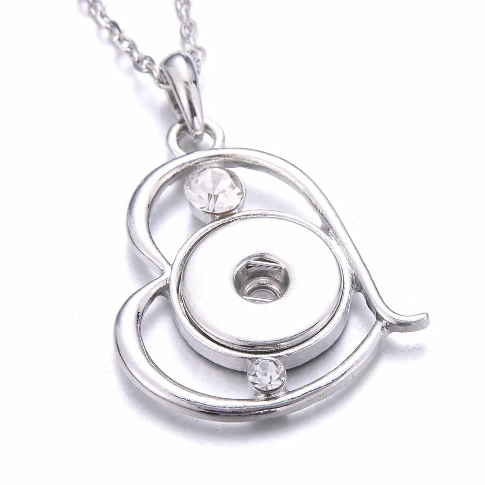 2022 New Love Heart Snap Button Jewelry Necklaces Rhinestone Crystal Snap Necklace Women DIY 18mm Snap Buttons Pendant Necklaces