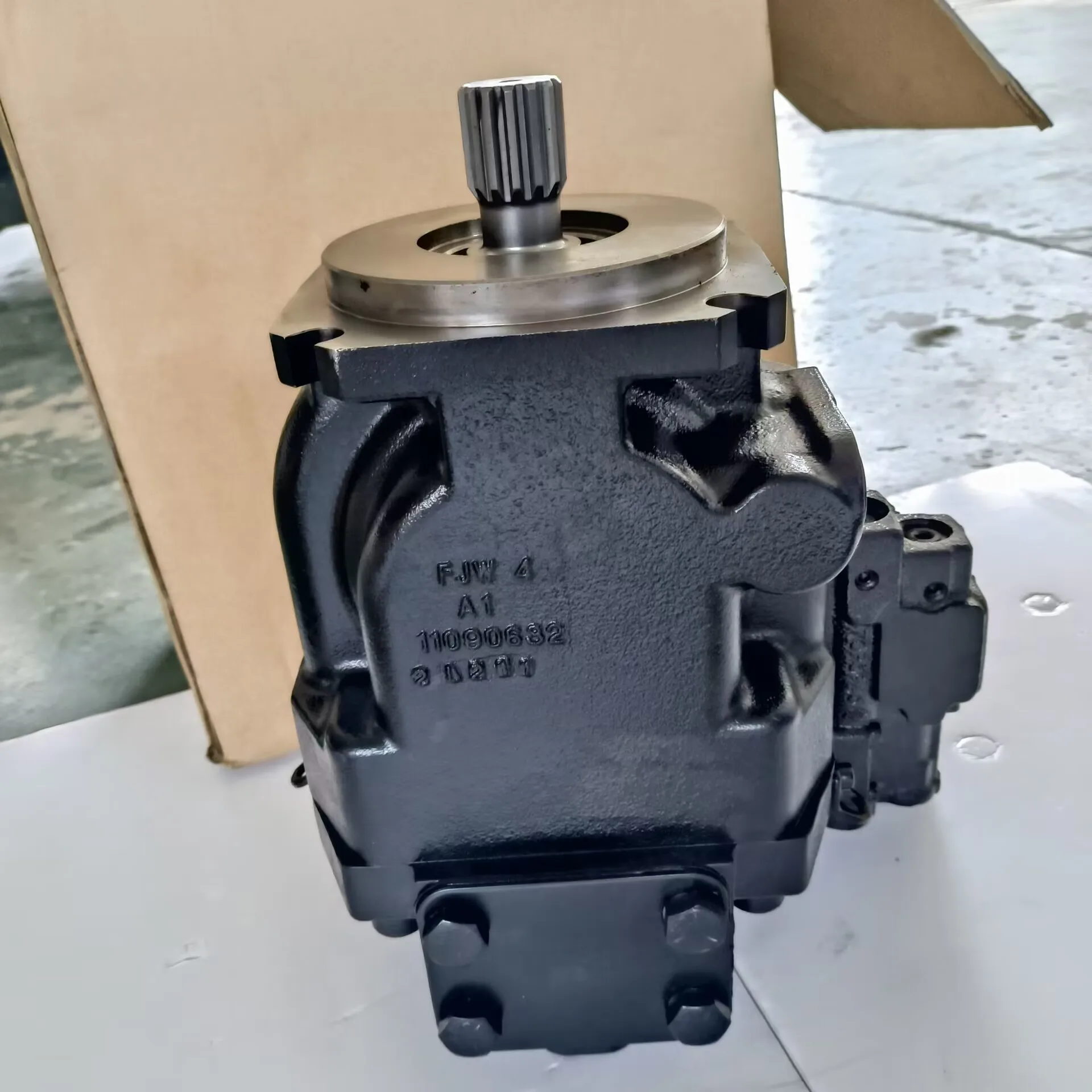 Danfoss-Pompe hydraulique personnalisée avec électrovanne, stock disponible et livraison rapide, AT444573