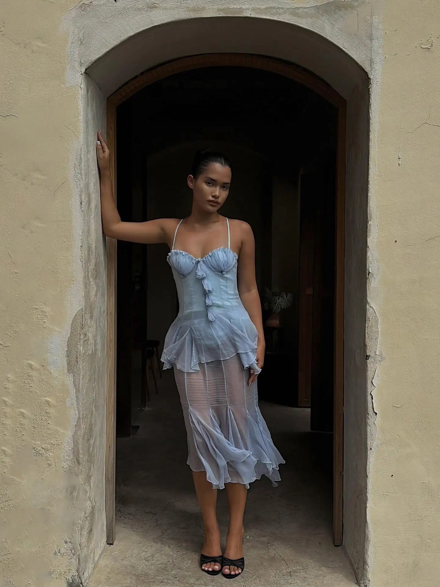 See Thru Light Blue Tiered Chiffon Evening Dress Sexy Sleeveless Mesh Ruffles Women Summer Dress Sheer Midi Length Prom Gown