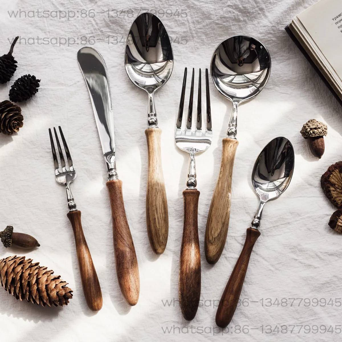 

Французская легкая роскошная средневековая деревянная ручка, западная посуда, ложка, вилка, вилка для макарон, основная еда, десертная ложка, стейк