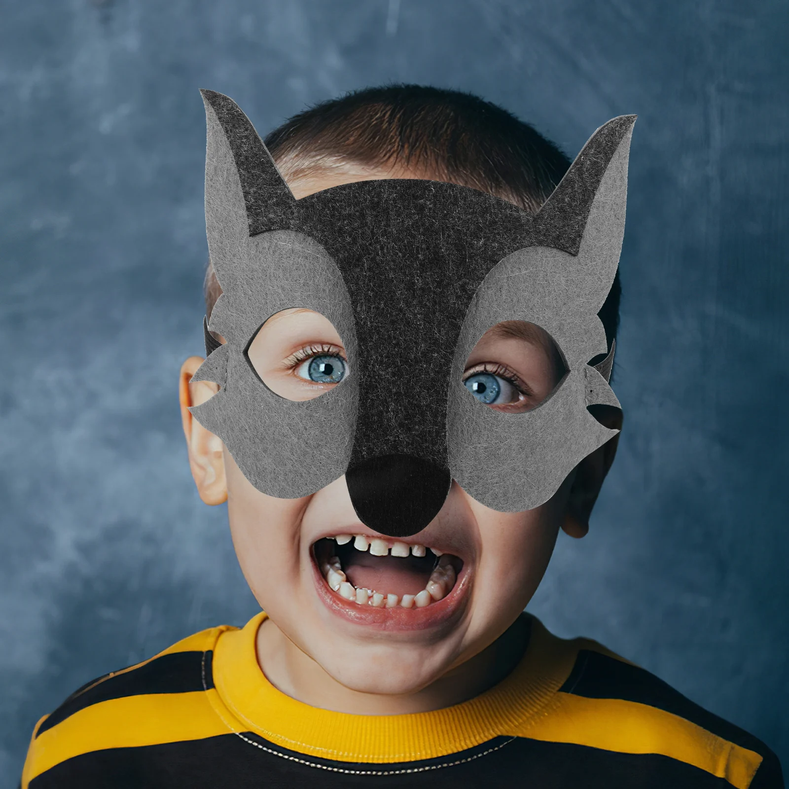 

15Pcs Cartoon Animal Masks for Kids Realistic Gray Wolf Face Mask Lightweight Comfortable Nonwoven Material Ideal for Cosplay
