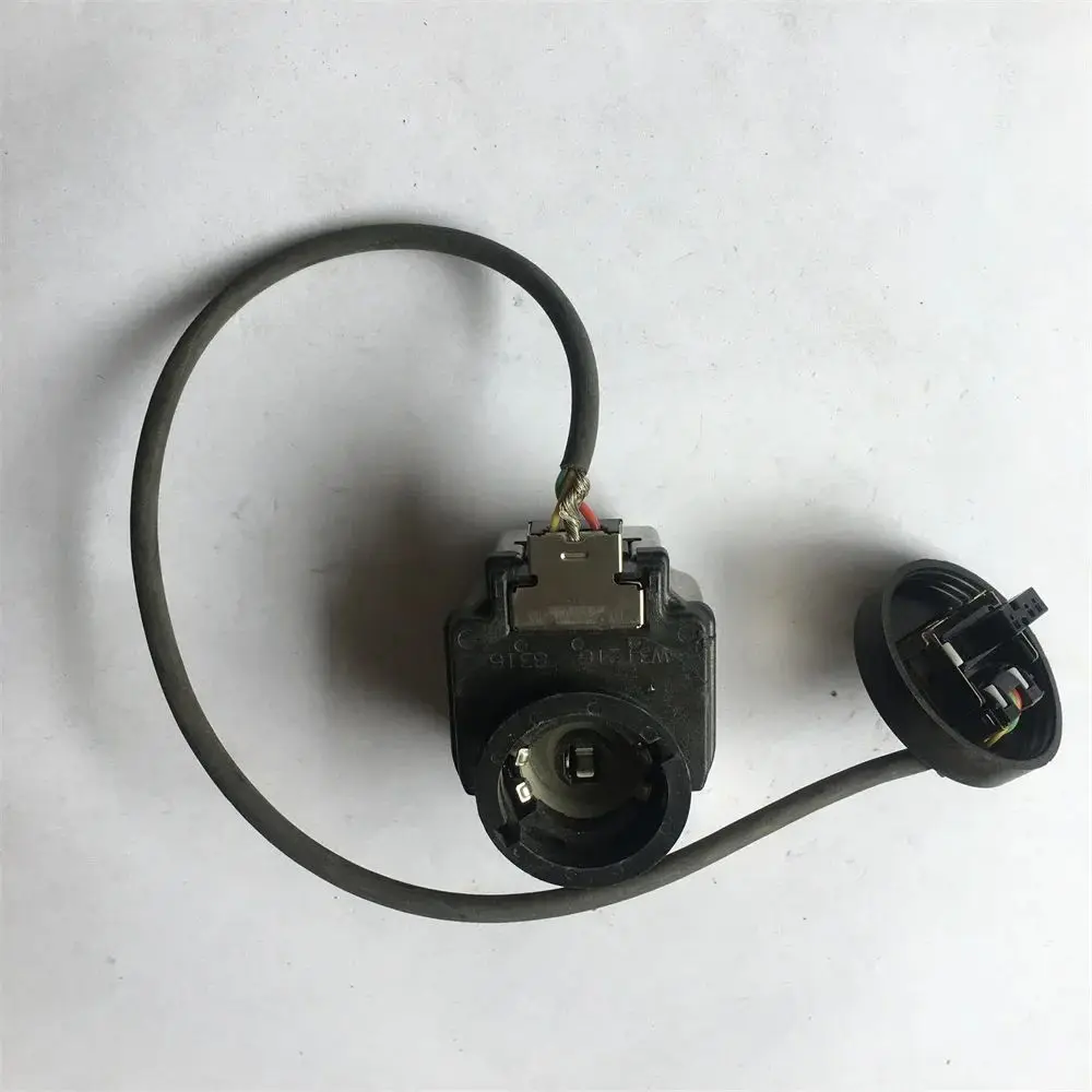 

W3T216 Ballast Igniter Head HID Connector Wire W3T24571 For Honda CRV CRZ Civic Mazda 3 CX-5 Mitsubishi Outlander Pajero