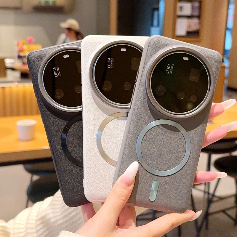 

For Xiaomi 17 Ultra/15 Ultra/14Ultra Case,Luxury Gold Armor CD Pattern Magnetic,With Tail Design Full Shockproof High-End Cover