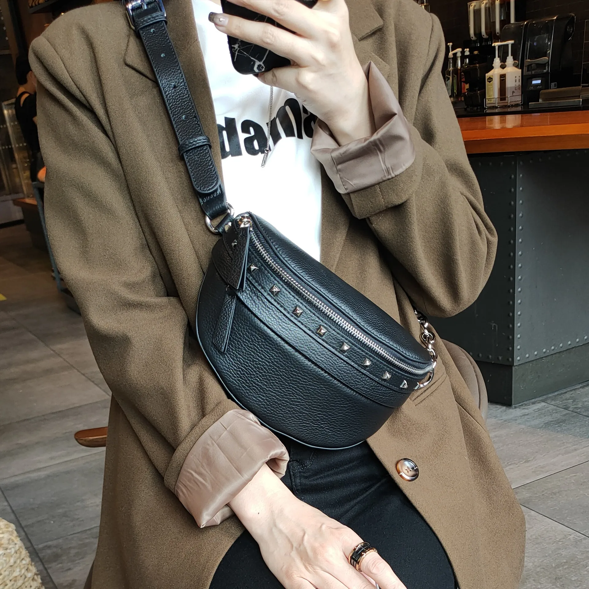 Genuine leather saddle bag female Korean version soft leather chest bag ins youth willow studs crossbody waist bag for women