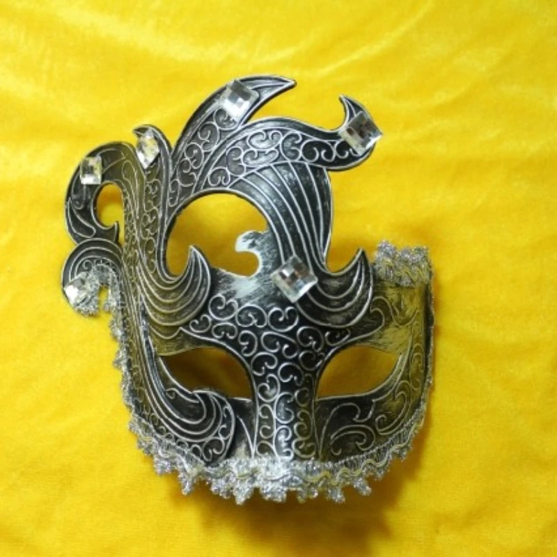 Vintage Mask Masquerade Prom Halloween Party Show Cosplay Masks Performance Props Bar Singer Stage Ornament