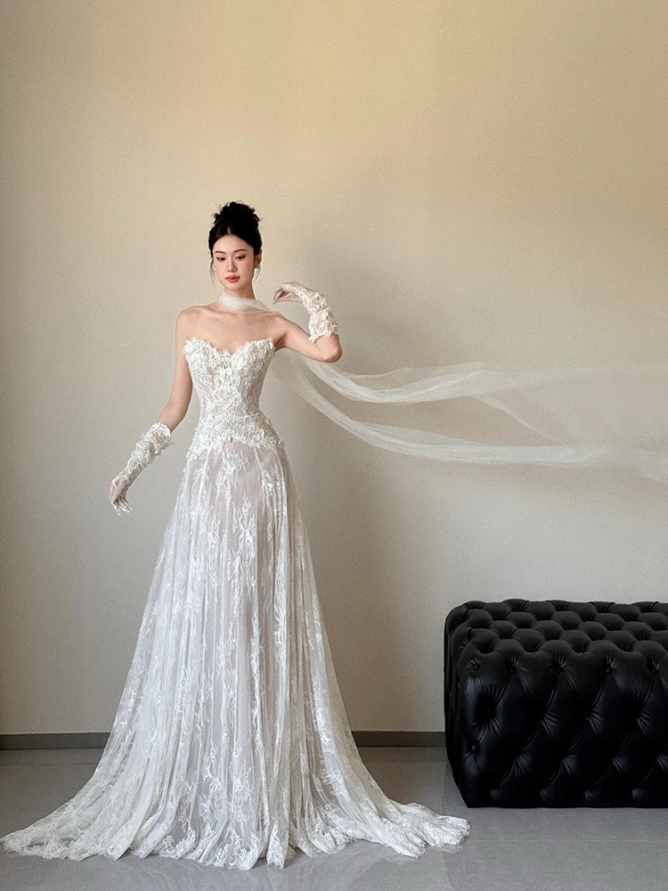 Sweety Lace Boho Wedding Dress Strapless High Grade Lace A-line Light Wedding Dresses Train For Bridal With Gloves Custom Made