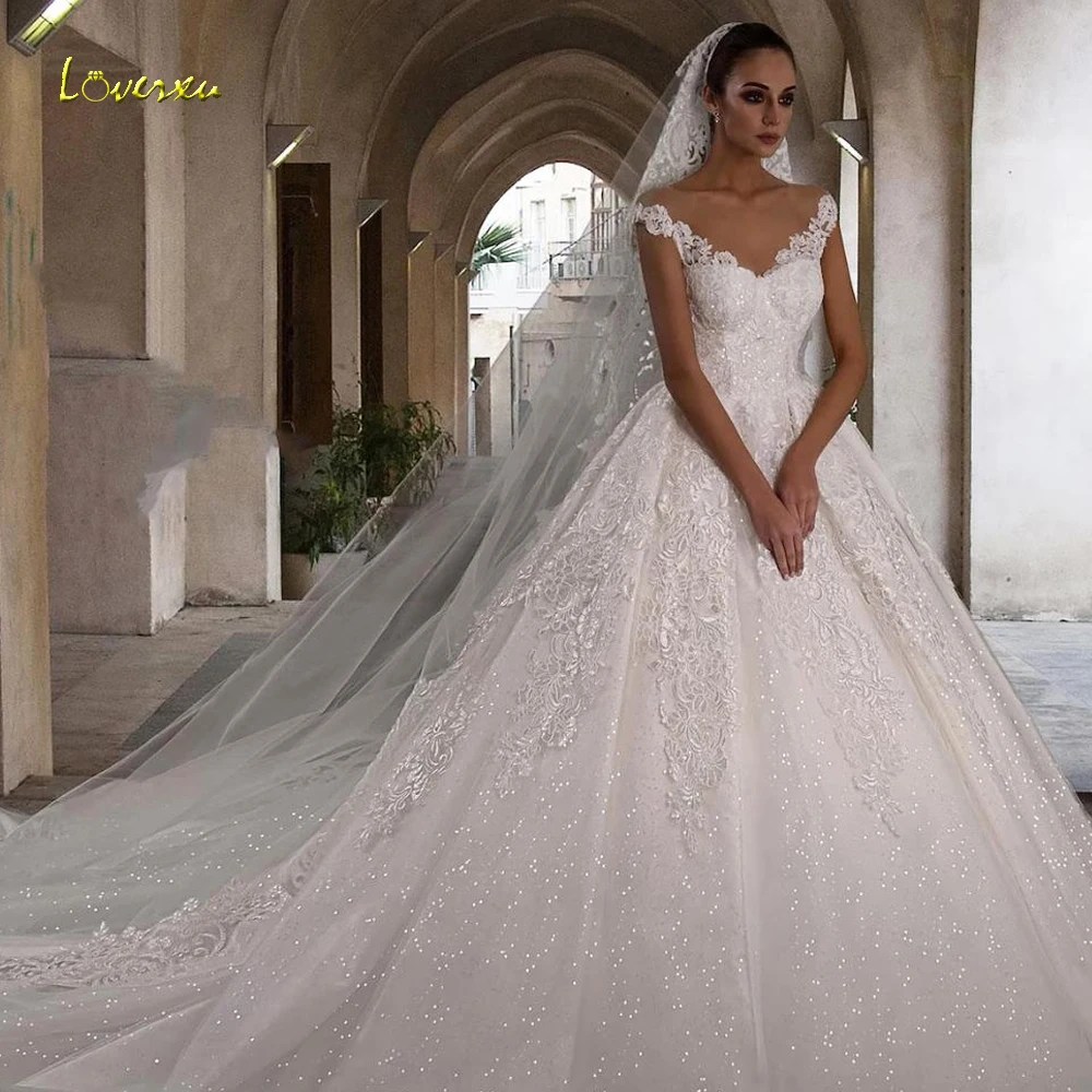 Loverxu Ball Gown Princess Wedding Dresses Sweetheart Cap Sleeve Vestido De Novia Beaded Appliques Chic Custom Made Bridal Gown