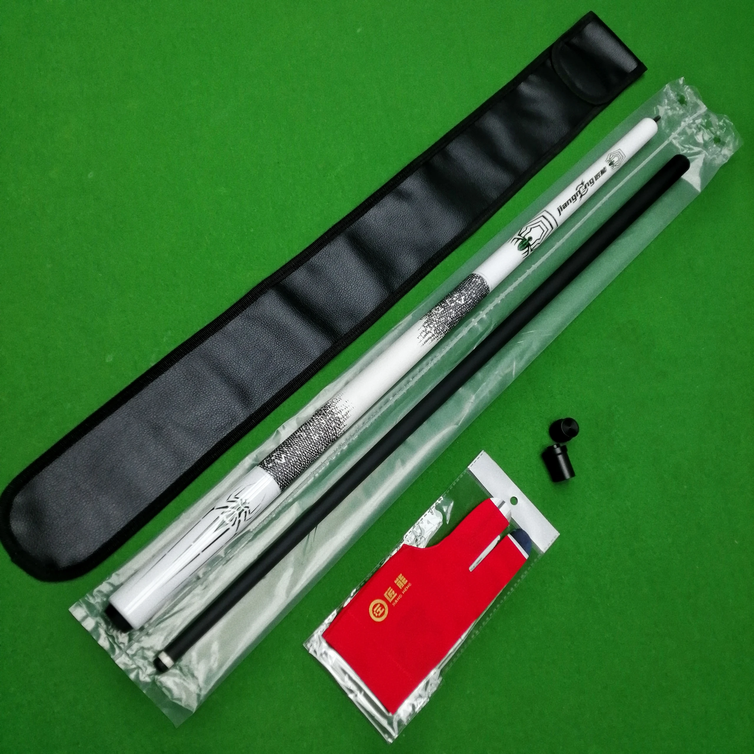

Carbon Professional Grade Billiard Cue With Leather Grip Cool Spider 4 Four-Piece Set Perfect as a Gift or for Keeping Yourself