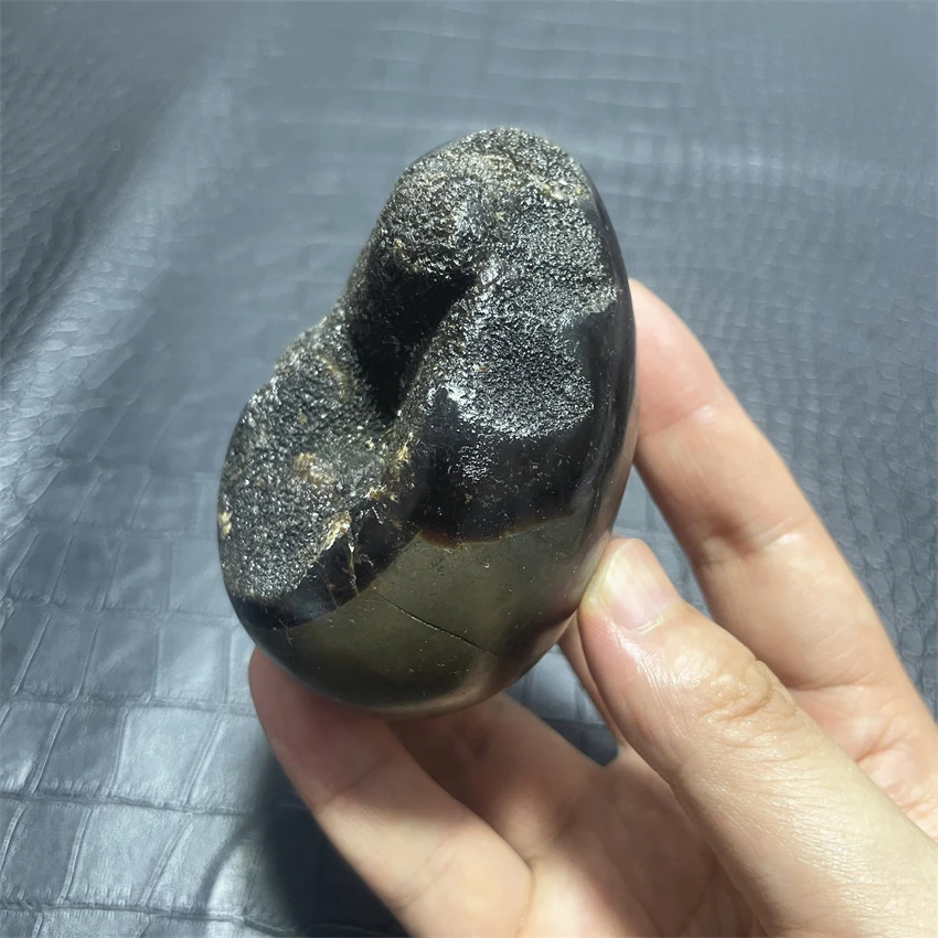 Natural Turtle Back Stone Egg Shape Dragon Crystal Crack Mineral SpecimenHome Office Hallway Decoration Healing Gift