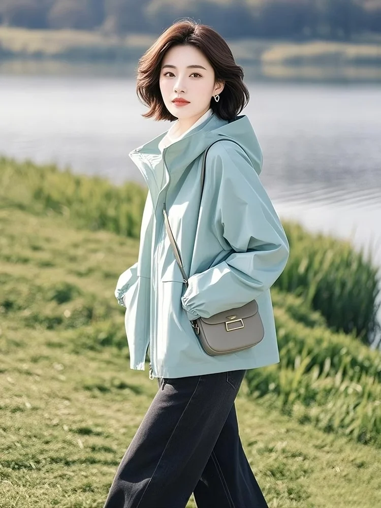 

Повседневная легкая женская куртка с капюшоном, весенняя, больших размеров, модная, новая, элегантная, премиум-класса, верхняя одежда для женщин