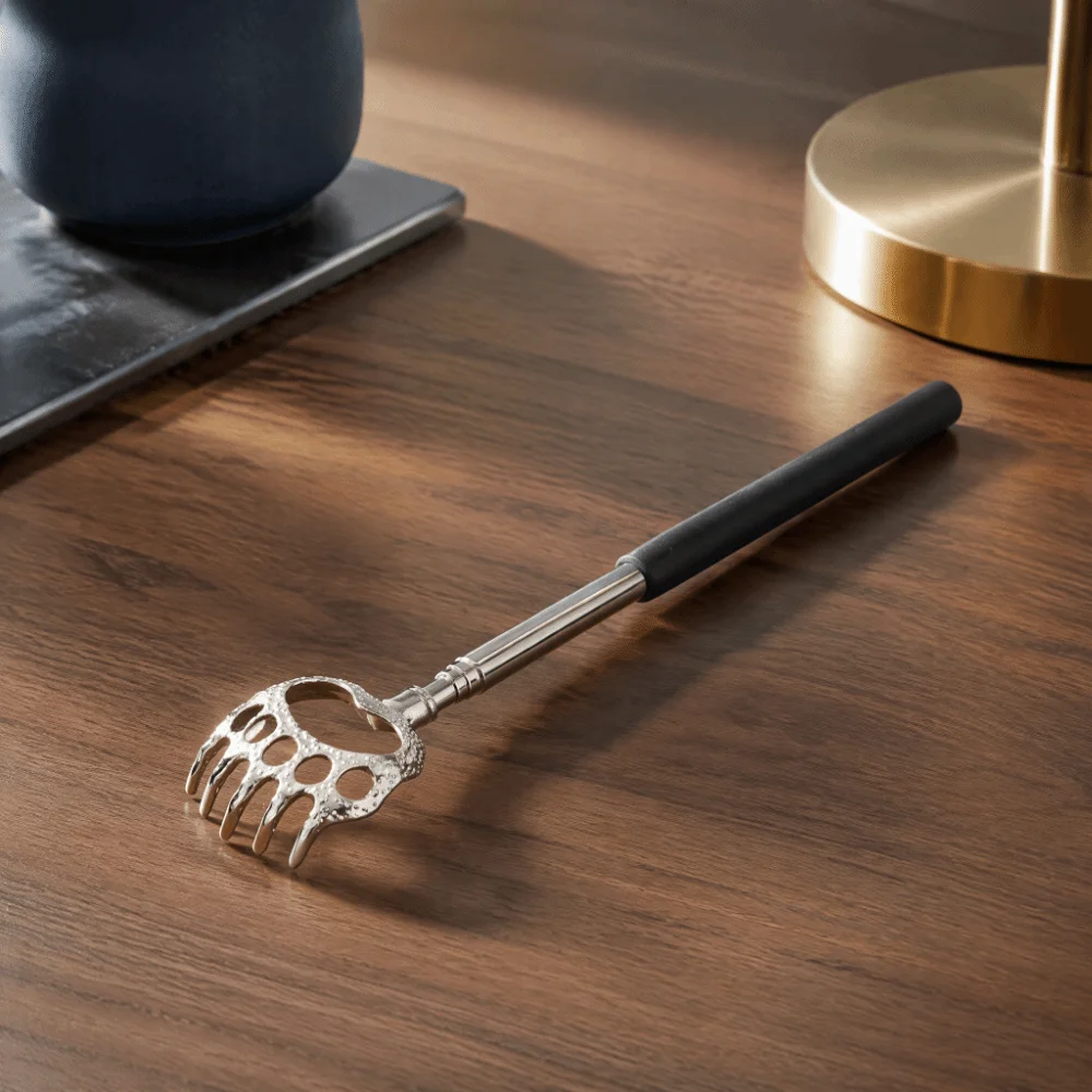 New Stainless Steel Bear Claw Back Scratcher Telescopic Extendable Back Scratcher PVC Handle Body Scratcher Personal Care