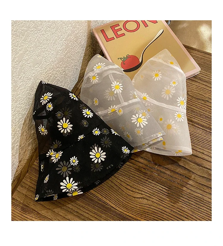 Summer Small Daisy Sun Cap Woman Korean Fashion Light Breathable Sunshade Hat Daisies Gauze Bucket Hats Accessory Creative Gifts