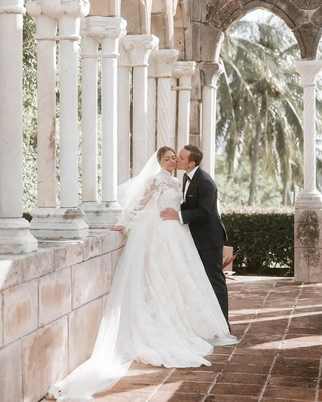 ชุดบอลชุดแต่งงานชุด Vestido De Novia Encaje Noviaes 2025 Desmontable Vintage Manga Larga Elegante Para Boda พจนานุกรม Iglesia