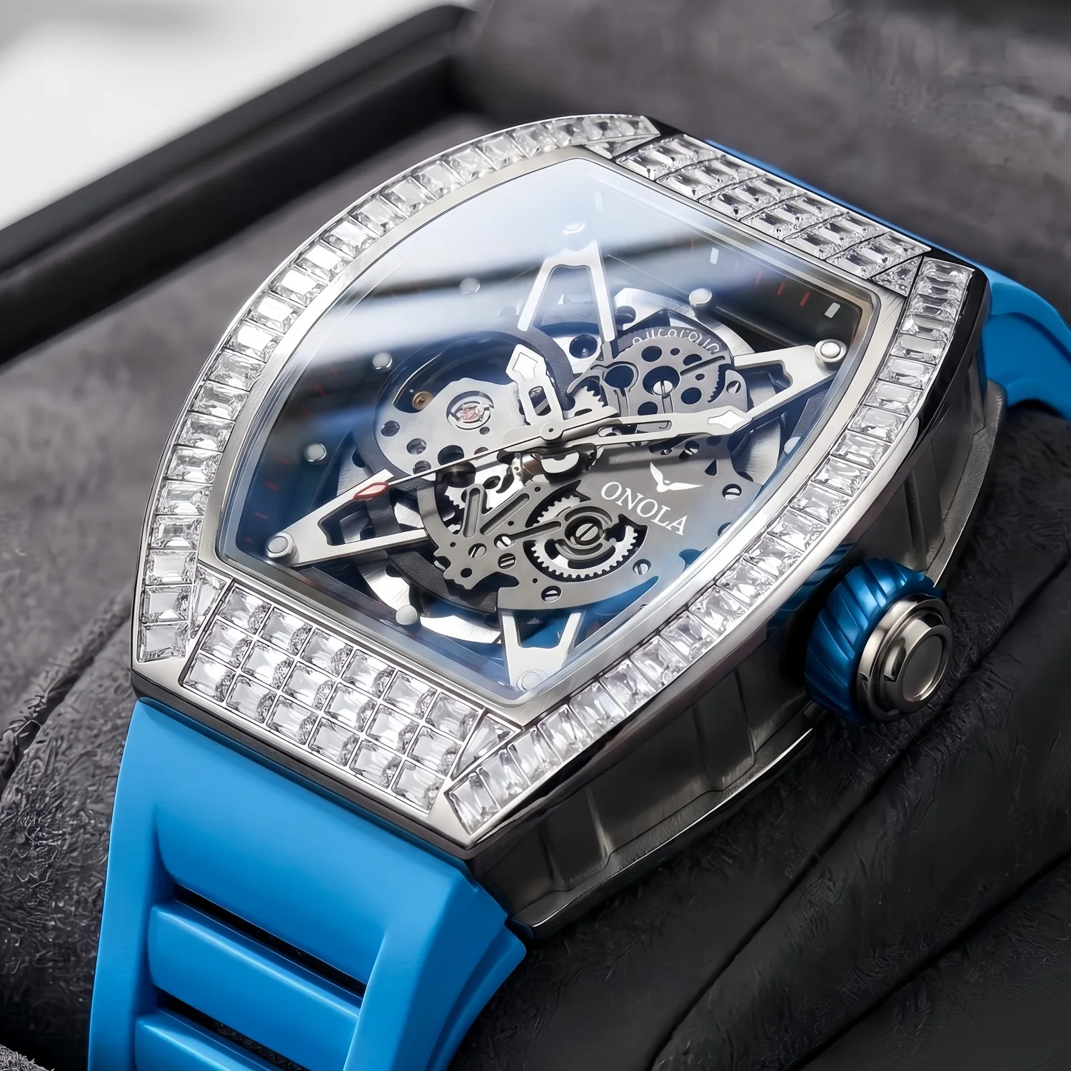 ONOLA Brand Fashionable Full Diamond New Wine Barrel Fully Automatic Mechanical Watch Silicone Tape Waterproof Watches for Man