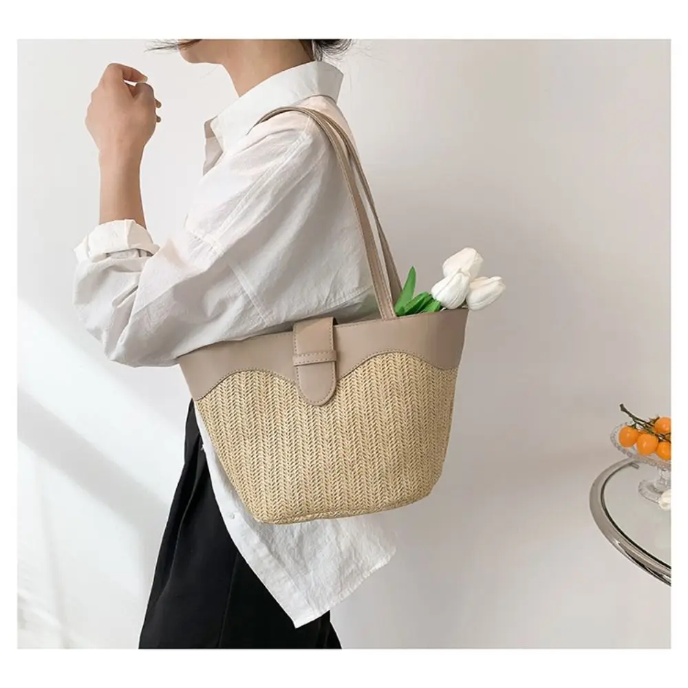 Summer Straw Small Bucket Bag 2024 Trendy Handbags for Women Hand Weaving Clutch Female Leather Shoulder Shopping Bag Tote Purse