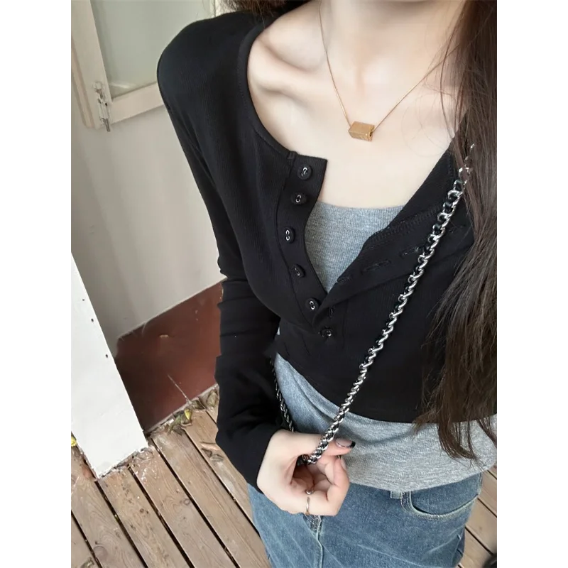 

Contrast Color Patchwork Button Long Sleeve T-shirt V-neck Top