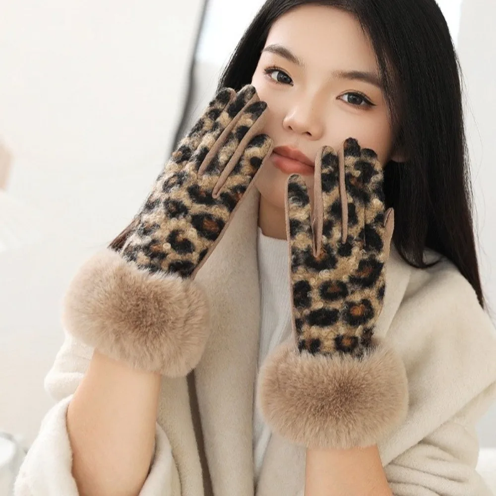 

Подарочные бархатные перчатки с леопардовым принтом, толстые ветрозащитные женские перчатки, велосипедные варежки с сенсорным экраном и полным пальцем для девочек