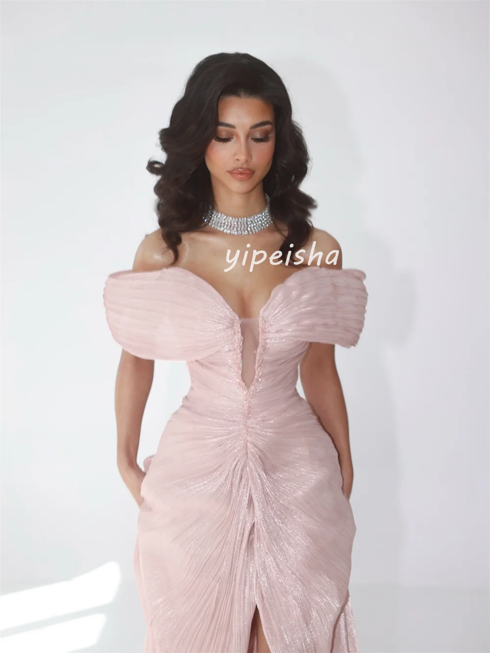 تخصيص مطابقة الشيفون Ruched ثنيات الديكور مطرزة مستقيم خارج على الكتف فساتين طويلة فساتين مناسبة مخصصة