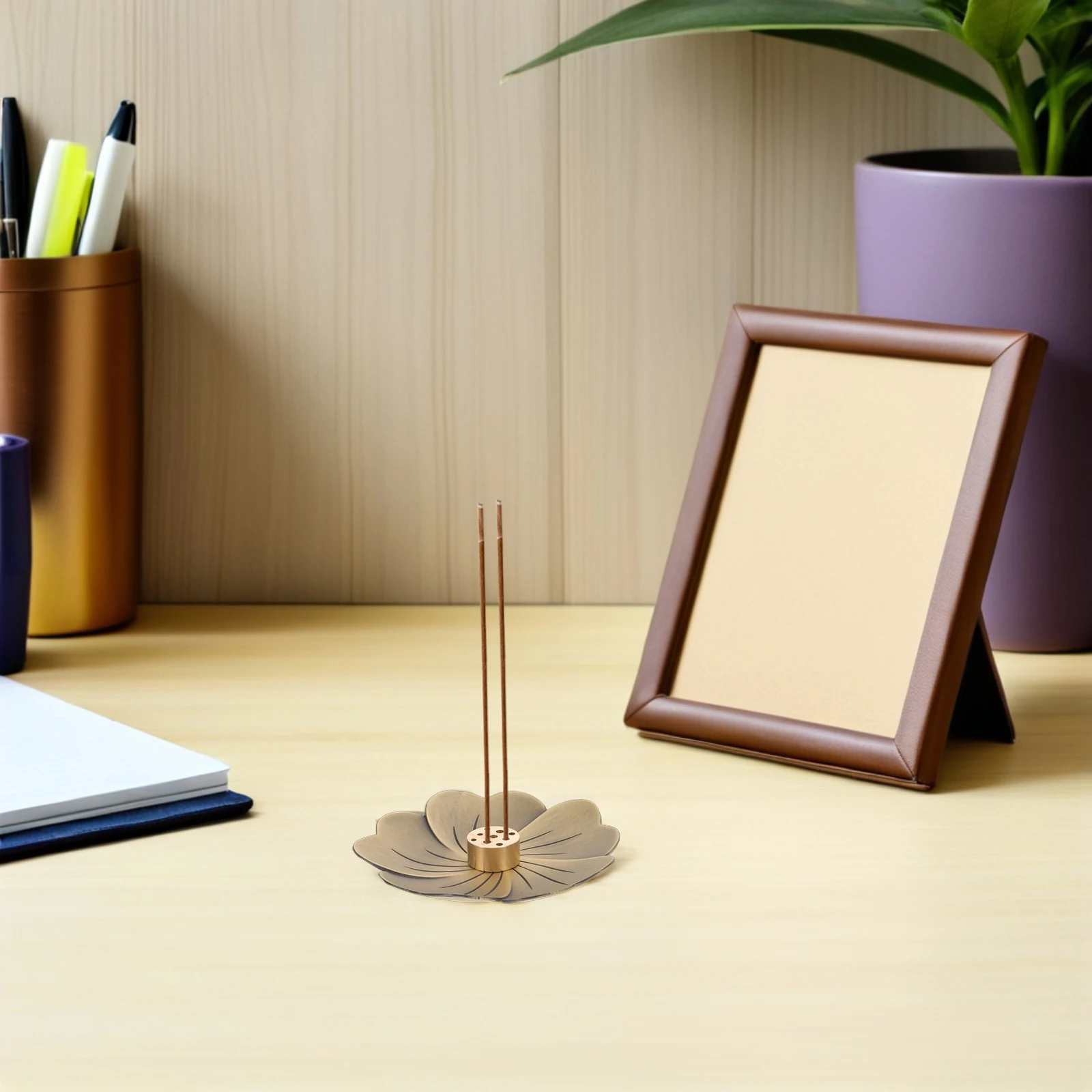 

2pcs Retro Flower Incense Burner Multihole Design For Sticks Coils Home Office Meditation Yoga Relaxation Golden Decorative