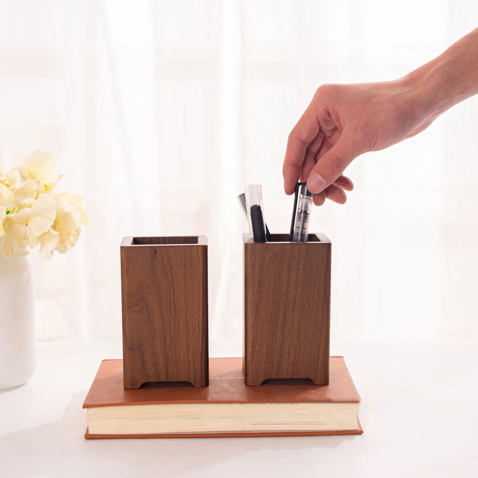 Solid Wood Pencil Holder, Desk Storage, Light, Luxury, Minimalist, Stationery Box, Black Walnut