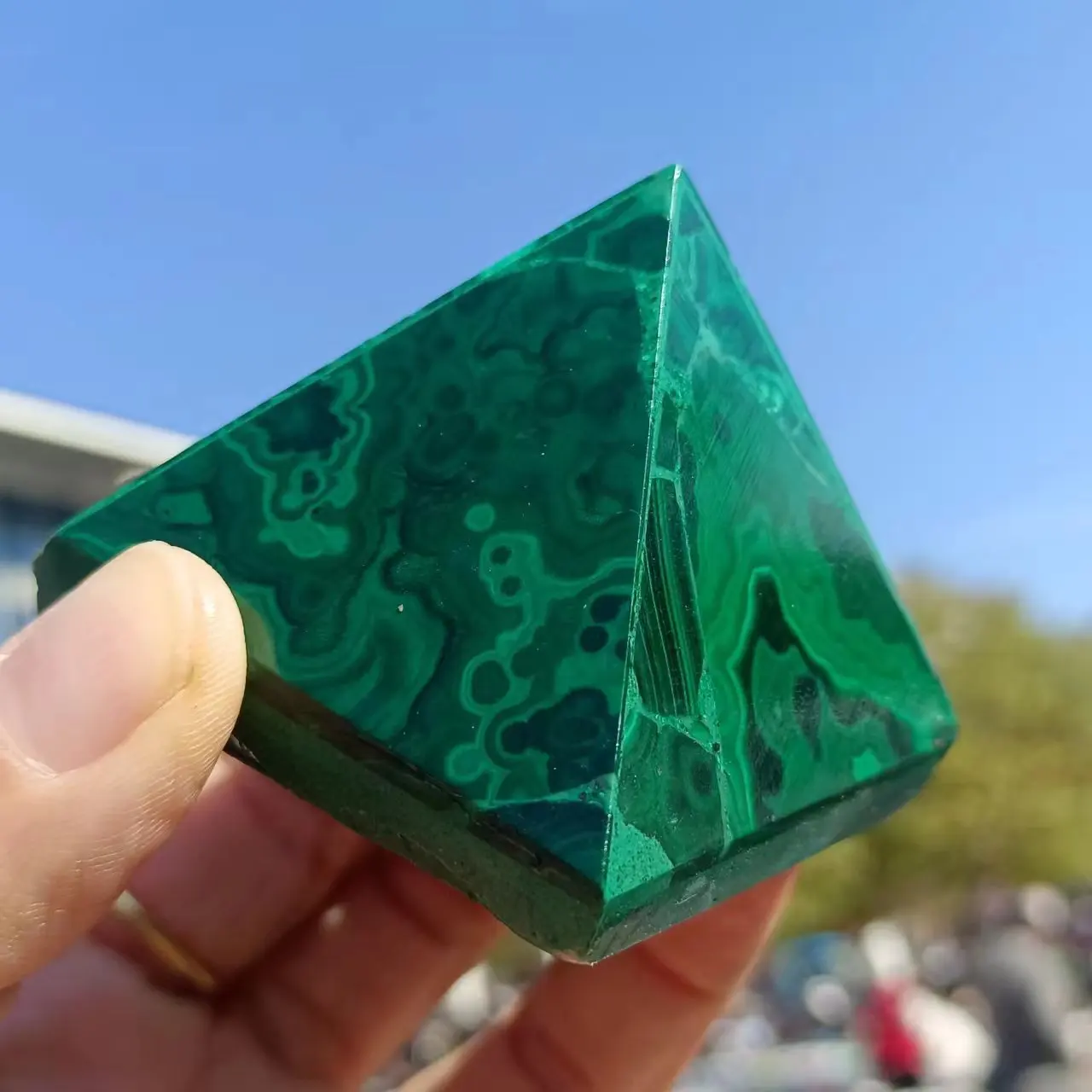 Natural Malachite Pyramid, Quartz Crystal Carved Pyramid, Mineral Reiki Healing Wealth Gem, Home Office Degaussing Decoration