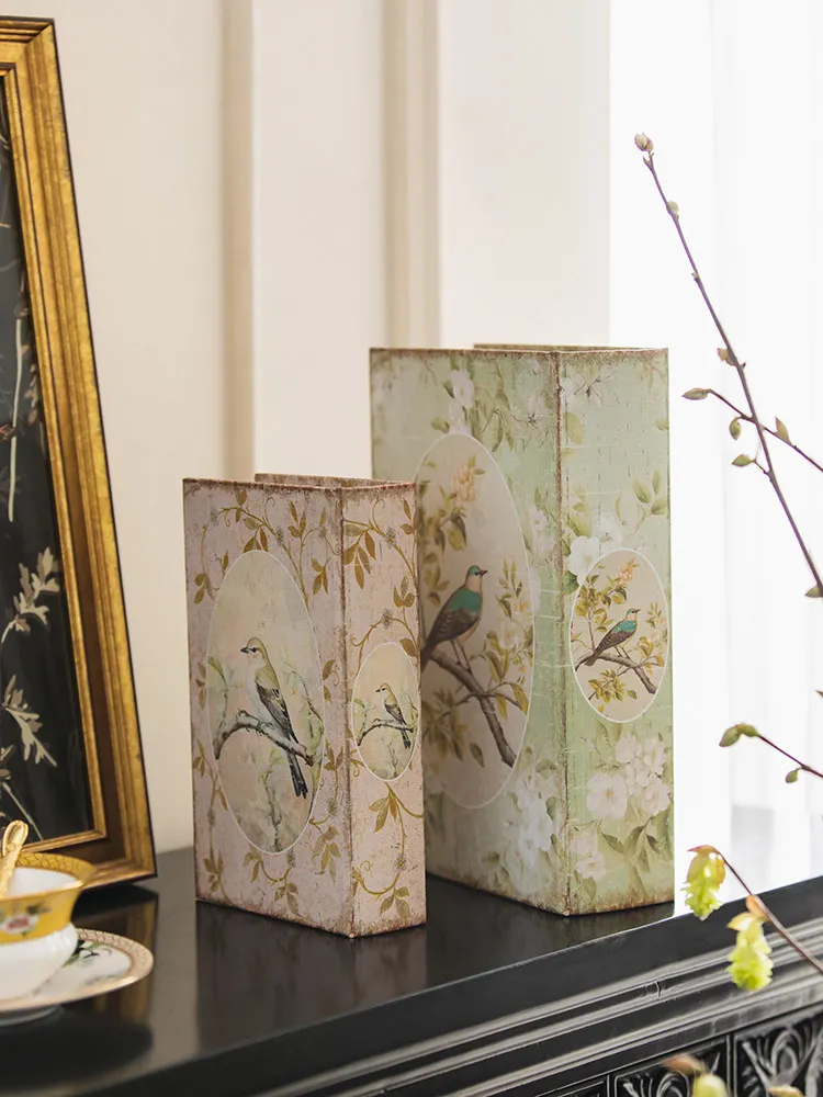 Simulation book decorative book ornament storage box retro European desktop display shelf bookcase decoration shooting props
